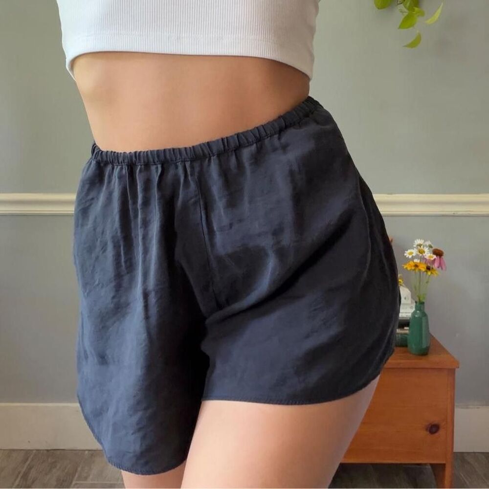Zara Women's Black Shorts